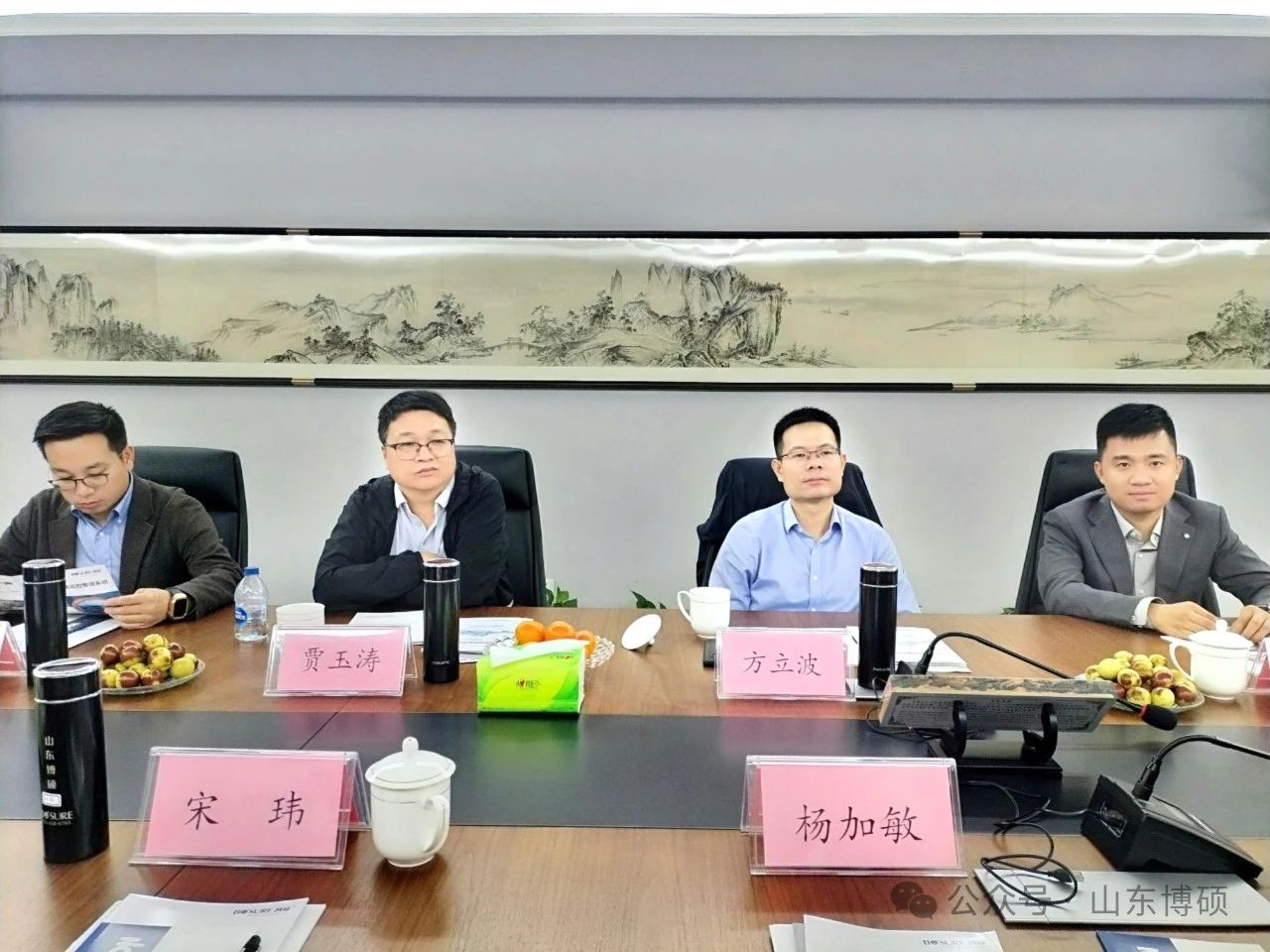 熱烈歡迎—上海世邦集團總經理方立波及山東省砂石協會秘書長宋瑋一行蒞臨山東博碩指導工作！